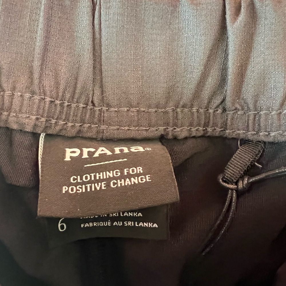 Prana Double Peak Charcoal Skort - Picture 2 of 9